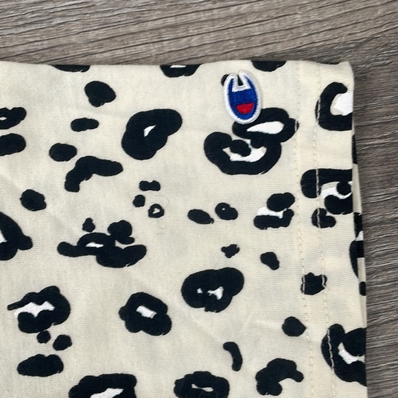 Champion Crop Top - Picture 3 of 4